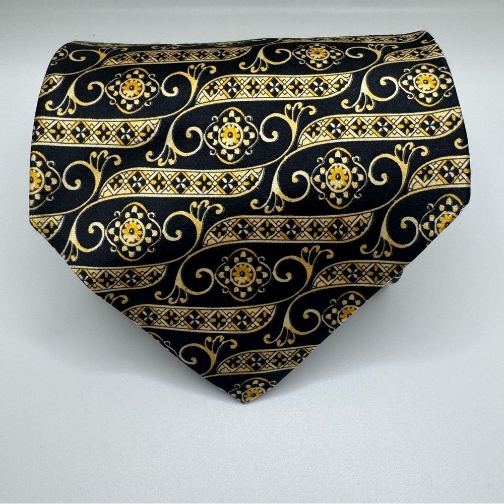 Paul Fredrick Silk Black and Gold Formal Tie